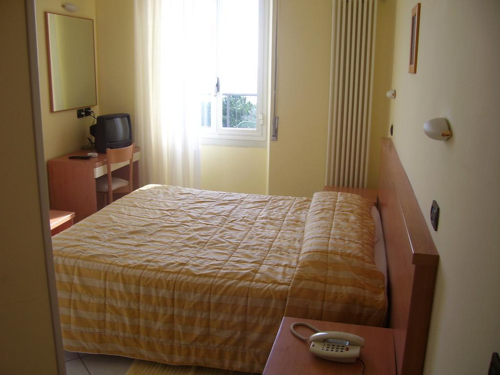 Hotel Rio Alassio Habitación foto